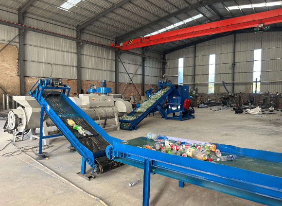 Riciclaggio di rifiuti di plastica Pp Pe Pet Macchine per il riciclaggio di bottiglie di plastica per fibre di poliestere